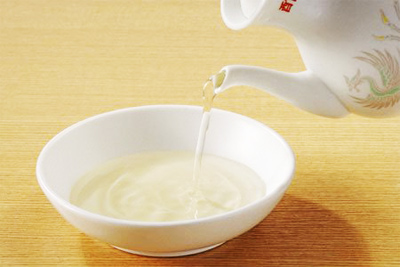 cách rửa mặt đúng cách - hình minh họa 4
