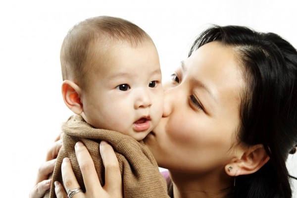 cách thăm mẹ sau sinh tế nhị