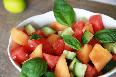 Giải nhiệt sau Tết với món salad hoa quả salad hoa quả