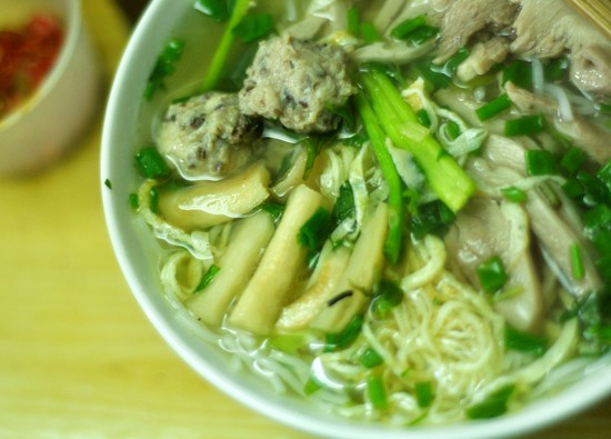 Những quán bún, miến trong ngõ hẻm vẫn đắt khách 7 Hương Vị Giấu Mình Sức - hình minh họa 7