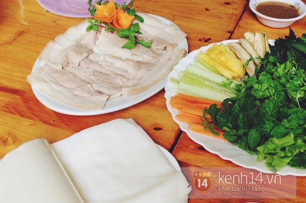 Thưởng thức bún mắm, bánh tráng Đà Nẵng giữa lòng Hà Nội 2 Hương Vị Đà Nẵng Giữa - hình minh họa 3