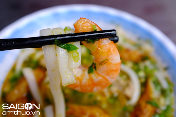 bánh canh bột gạo cắt