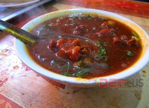 bánh mì sốt vang - hình minh họa 3