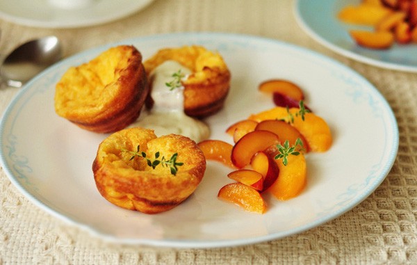 Công thức Yorkshire pudding lạ lẫm của mùa mận 7 Bánh Pudding Yorkshire Mận Nét - hình minh họa 7