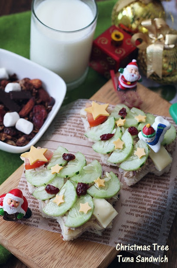 Bánh sandwich hình cây thông Noel đẹp mắt ngon miệng 12 bánh sandwich cây thông Noel - hình minh họa 3