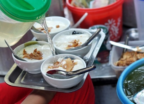 món ăn vặt chợ Hà Nội - hình minh họa 2