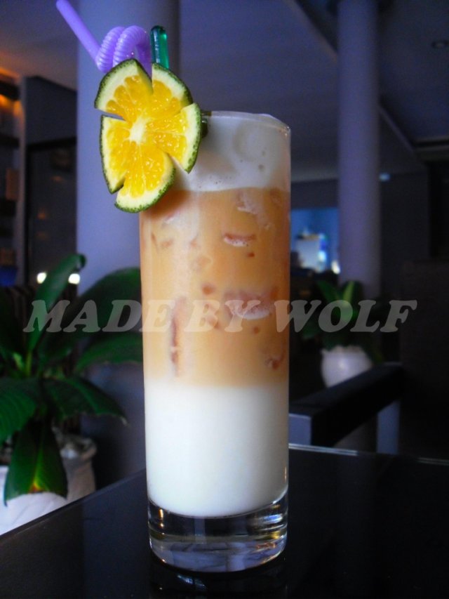Bí quyết pha trà Lipton cam sữa