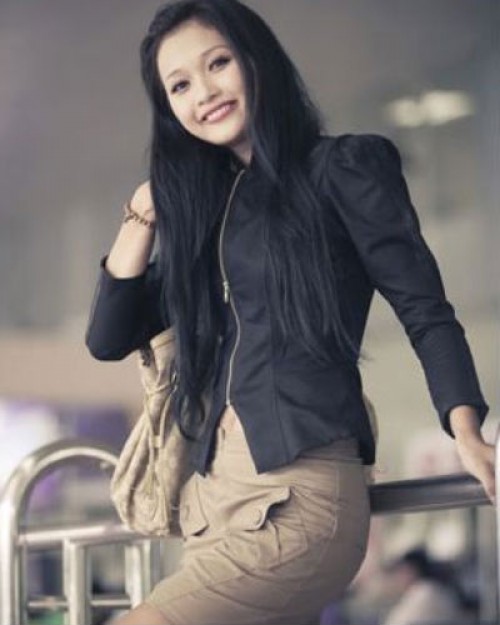 nàng béo lùn nên chọn màu tối phối đồ cho người béo thấp