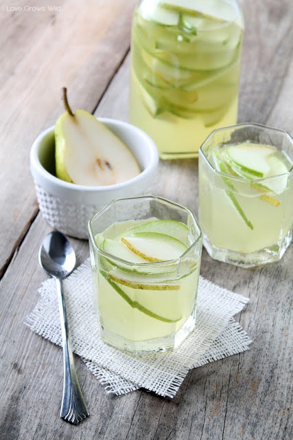 pha-che-cocktail-tao-le-doc-dao-5 Ly Cocktail Táo Lê - hình minh họa 5