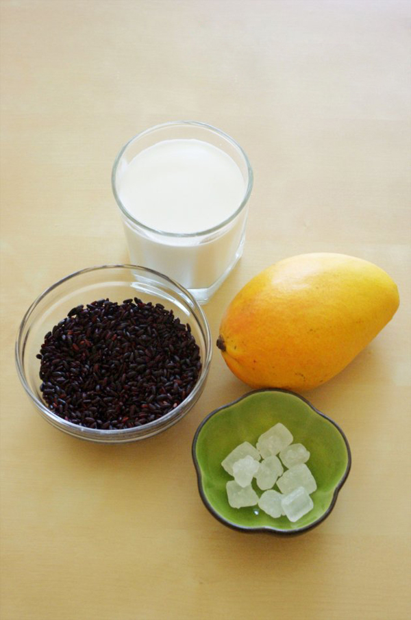 cách làm chè xoài nếp cẩm