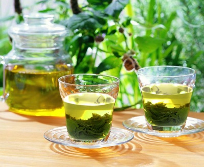 chế độ ăn uống trj mụn
